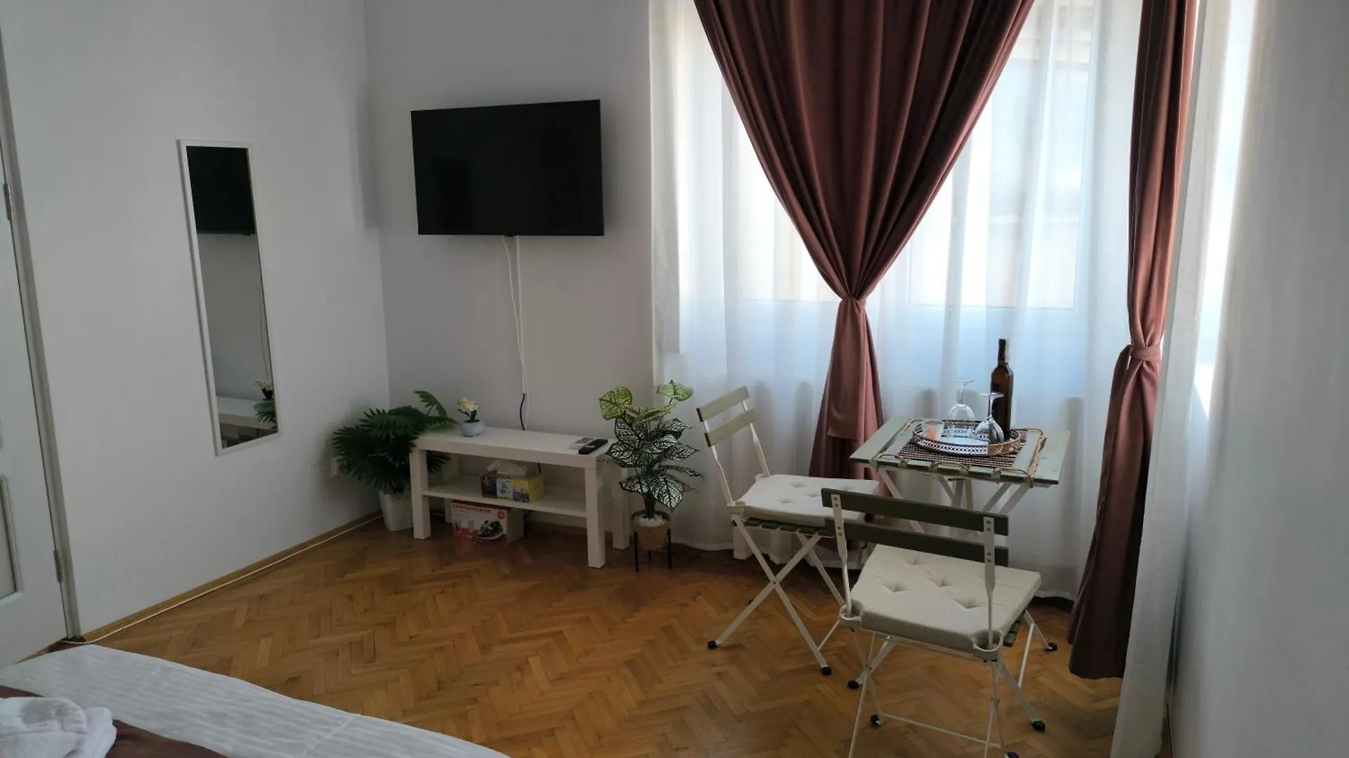The Corner Loft - Cismigiu Garden Apartamento Bucareste 0*,